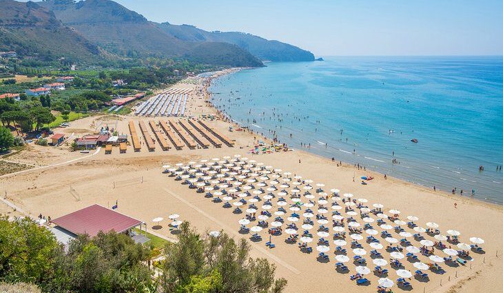 13 Best Beaches near Rome