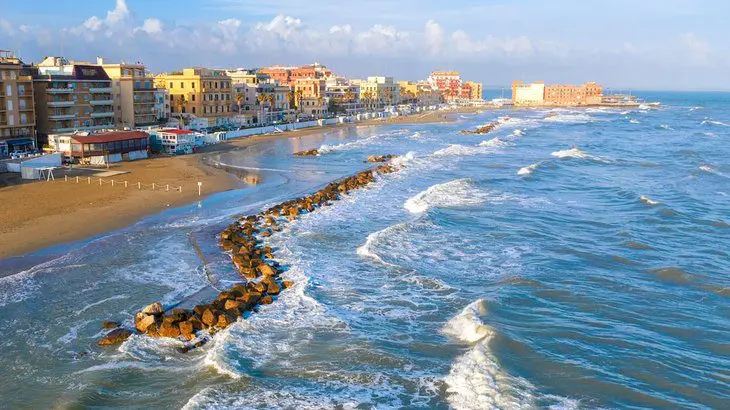 13 Best Beaches near Rome