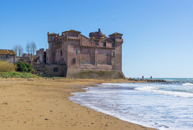 13 Best Beaches near Rome