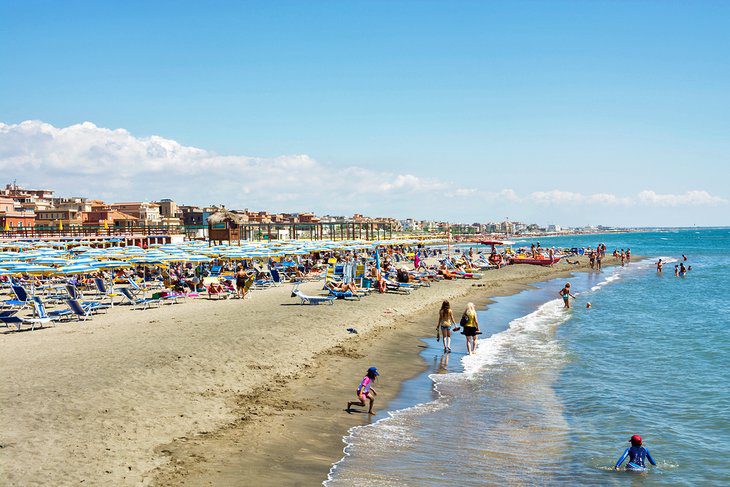 13 Best Beaches near Rome