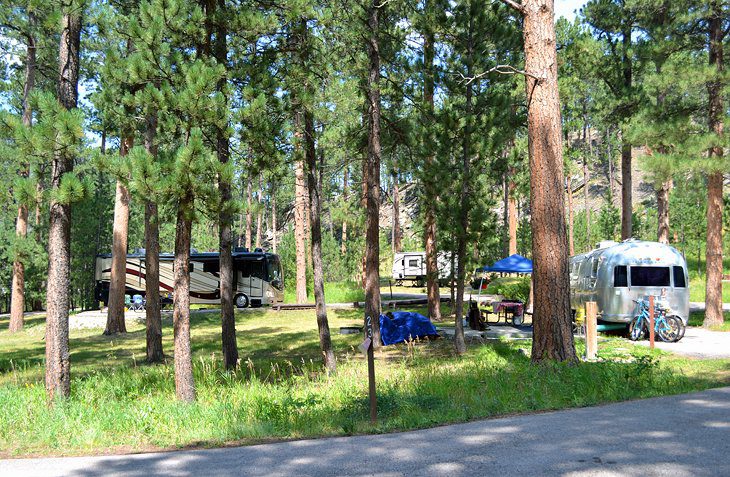 13 Best Campgrounds near Mount Rushmore, SD