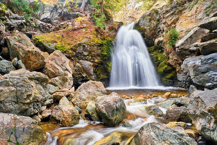 13 Best Hiking Trails in Kelowna, BC