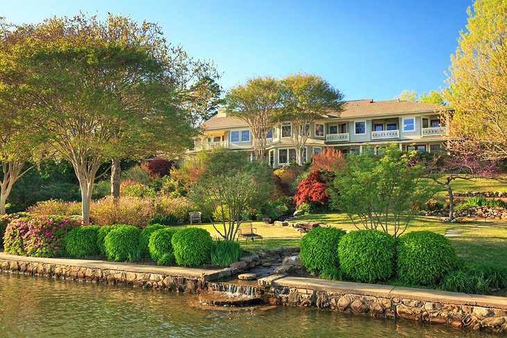 13 Best Resorts in Hot Springs, Arkansas