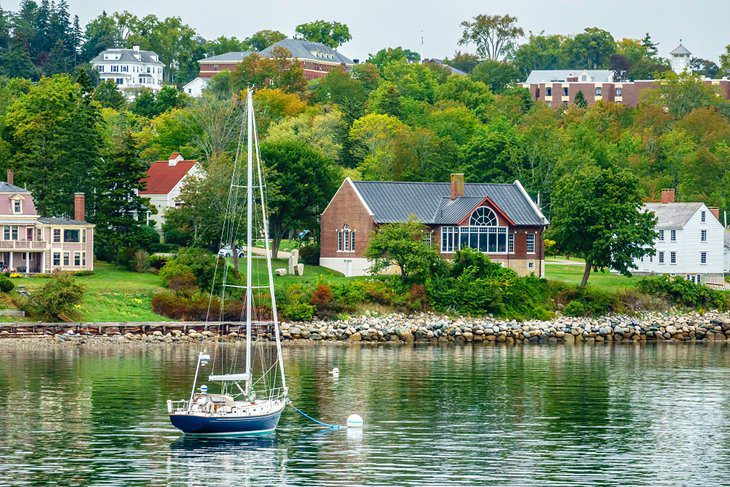 13 Best Small Towns in Maine