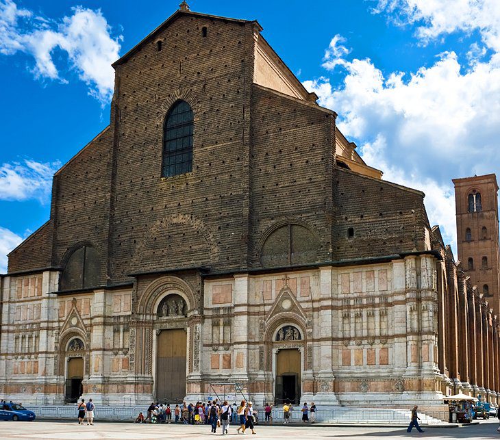 13 Top-Rated Attractions & Places to Visit in Bologna