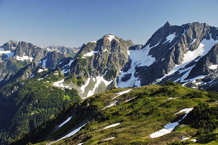 13 Top-Rated Hiking Trails in Washington State