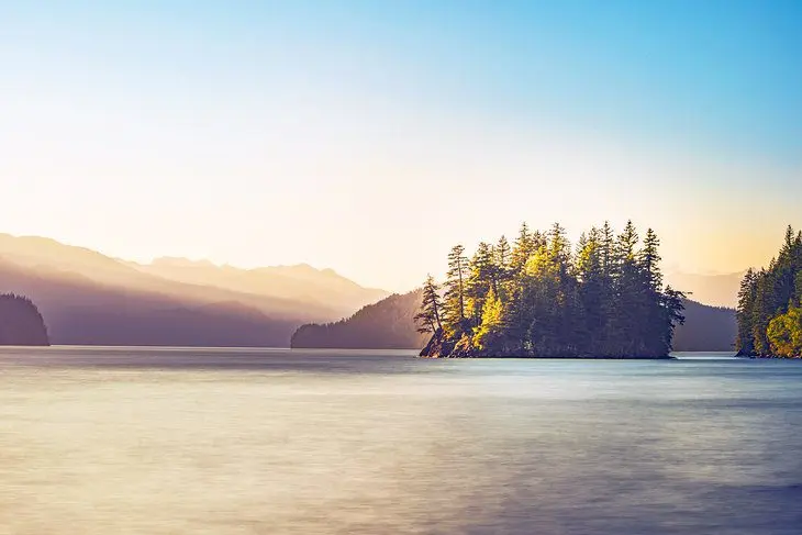 13 Top-Rated Lakes in British Columbia