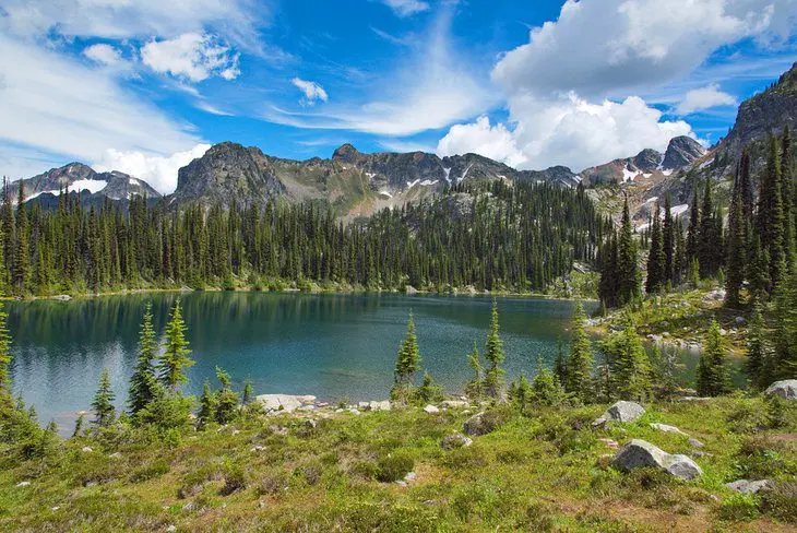 13 Top-Rated Lakes in British Columbia