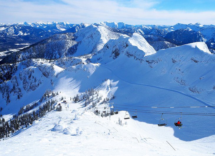 13 Top-Rated Ski Resorts in British Columbia, 2023/24