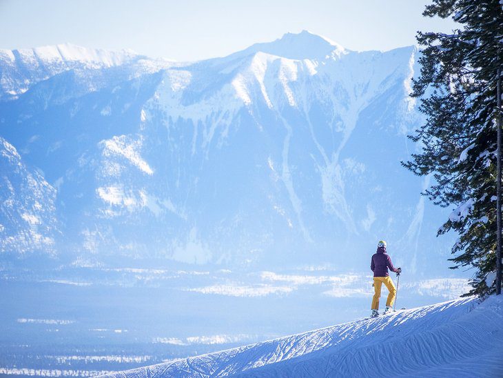 13 Top-Rated Ski Resorts in British Columbia, 2023/24