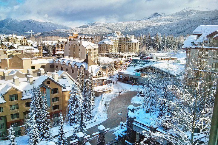 13 Top-Rated Ski Resorts in British Columbia, 2023/24