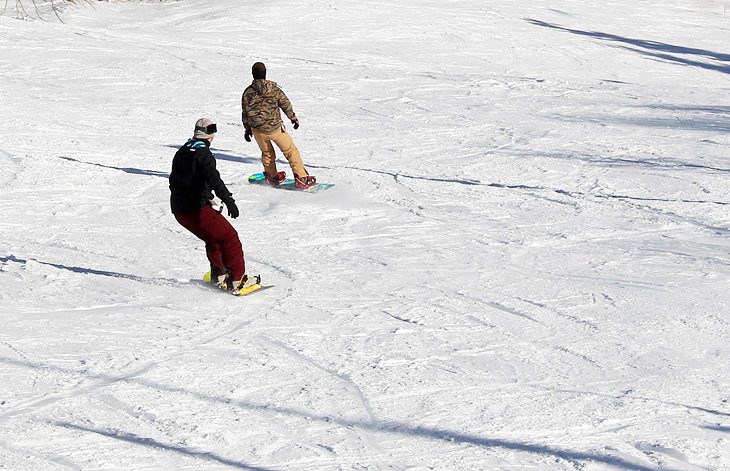 13 Top-Rated Ski Resorts near Toronto, 2023/24