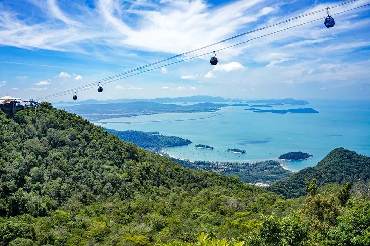 13 Top-Rated Tourist Attractions in Malaysia