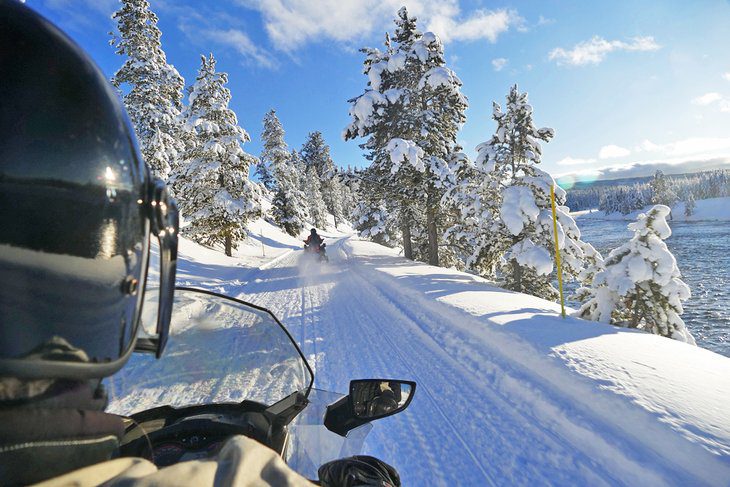 13 Top Things to Do in Montana in Winter