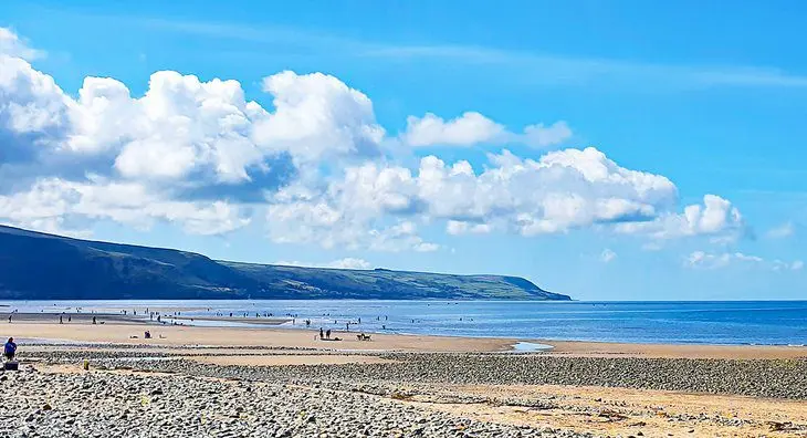 14 Best Beaches in North Wales