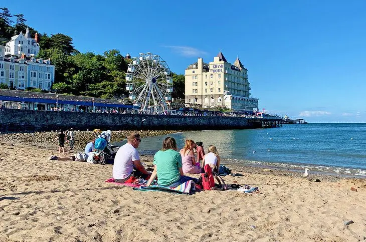 14 Best Beaches in North Wales