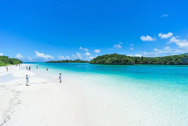 14 Best Beaches in Okinawa