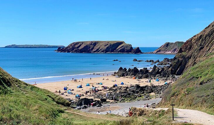 14 Best Beaches in South Wales