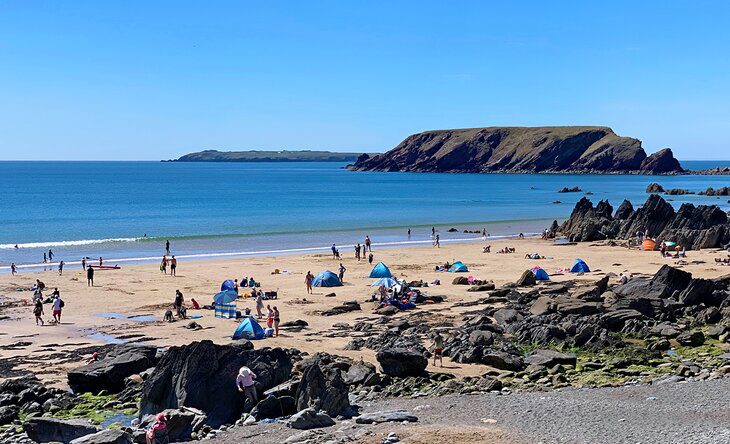 14 Best Beaches in South Wales