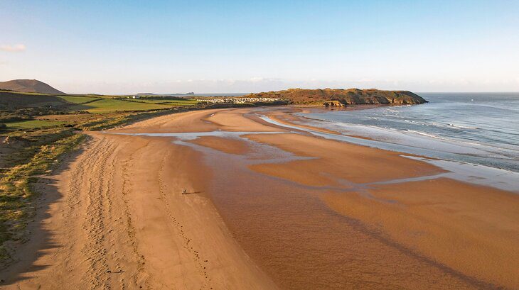 14 Best Beaches in South Wales