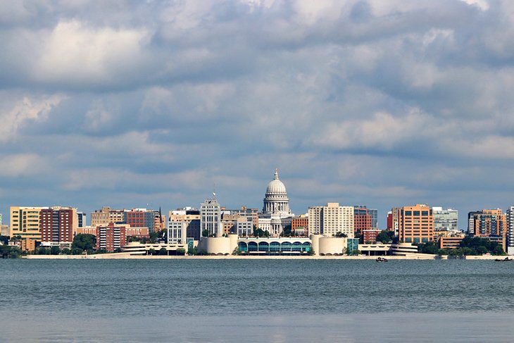 14 Best Beaches in Wisconsin