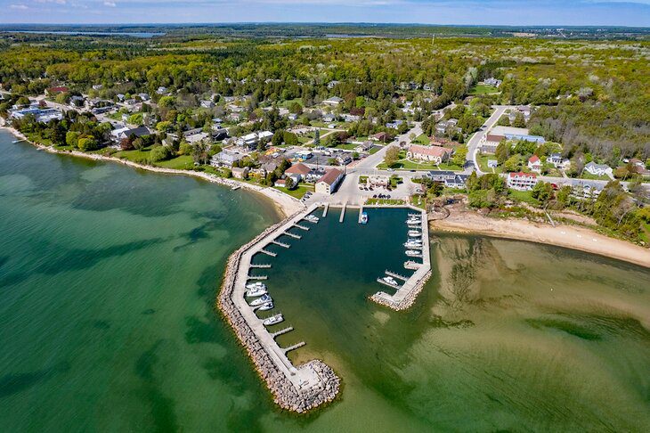 14 Best Beaches in Wisconsin