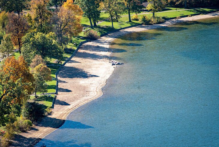 14 Best Beaches in Wisconsin