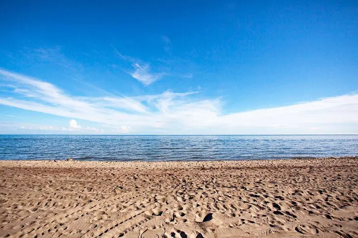 14 Best Beaches on Lake Erie