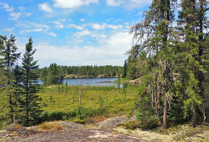 14 Best Lakes in Manitoba