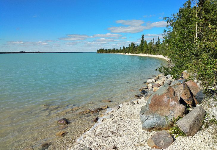 14 Best Lakes in Manitoba