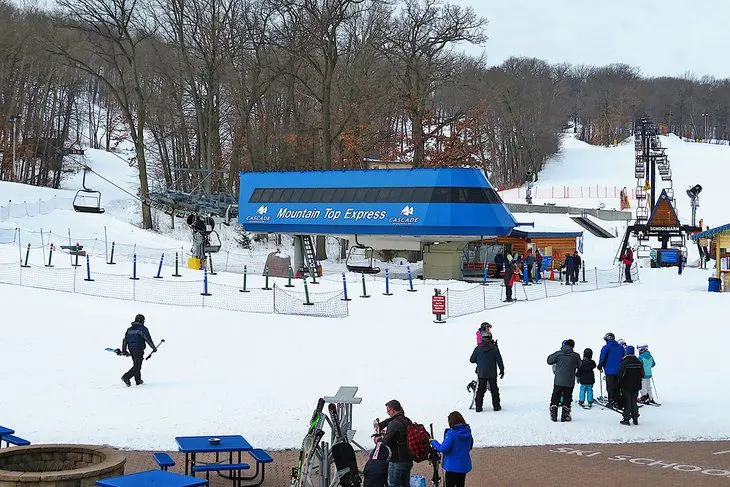 14 Best Ski Resorts in Wisconsin, 2023/24