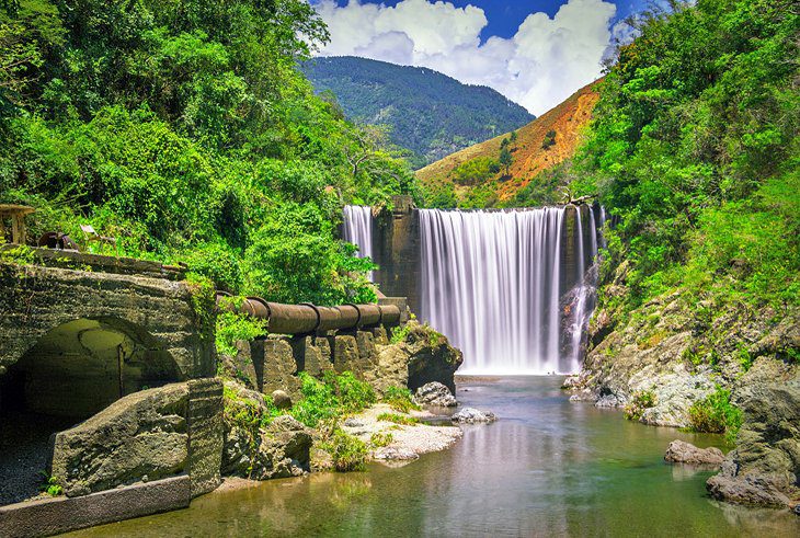 14 Best Waterfalls in Jamaica