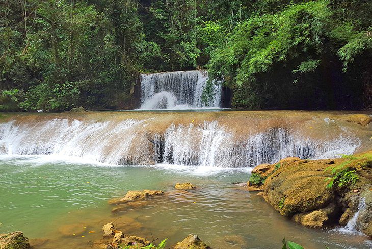 14 Best Waterfalls in Jamaica