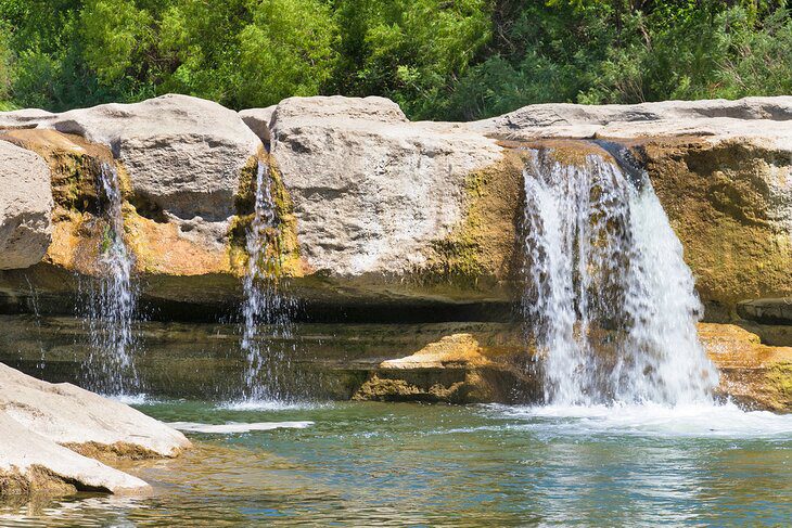 14 Best Waterfalls in Texas