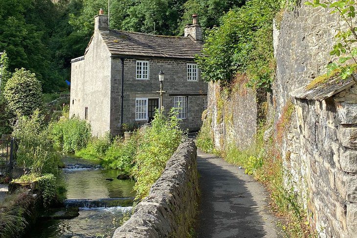 14 Prettiest Villages in England