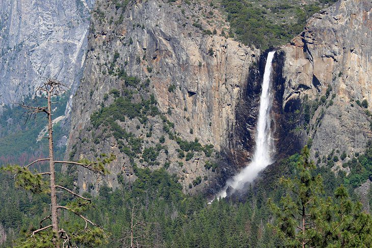 14 Top Attractions & Things to Do in Yosemite National Park