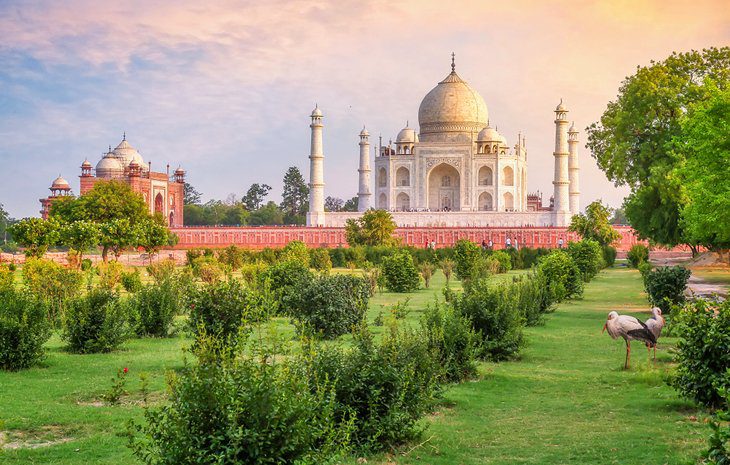 14 Top-Rated Attractions & Places to Visit in Agra