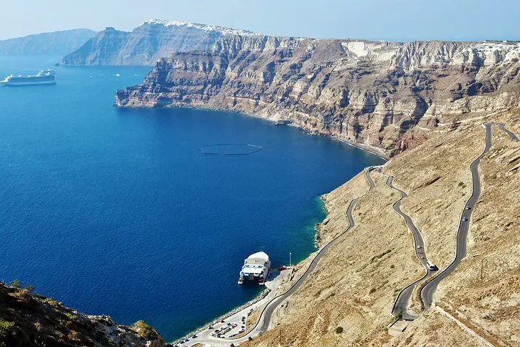 14 Top-Rated Attractions & Places to Visit on Santorini