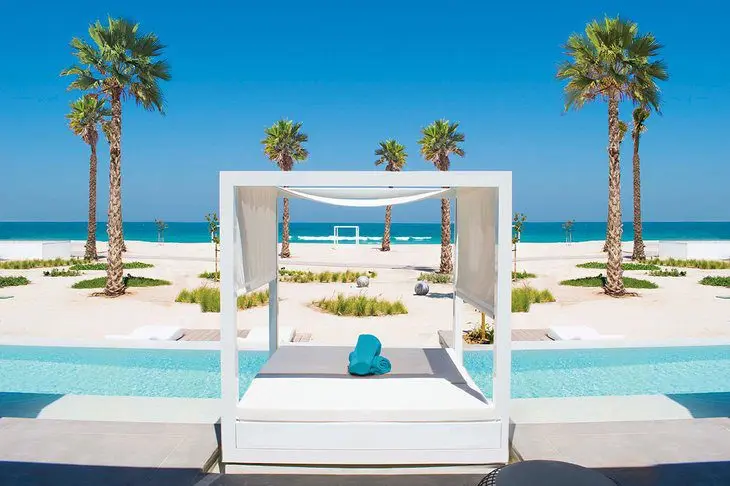 14 Top-Rated Beach Resorts in Dubai