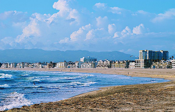 14 Top-Rated Beaches in Los Angeles, CA