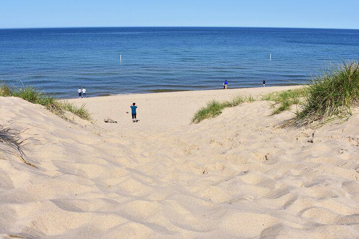 14 Top-Rated Beaches in Michigan