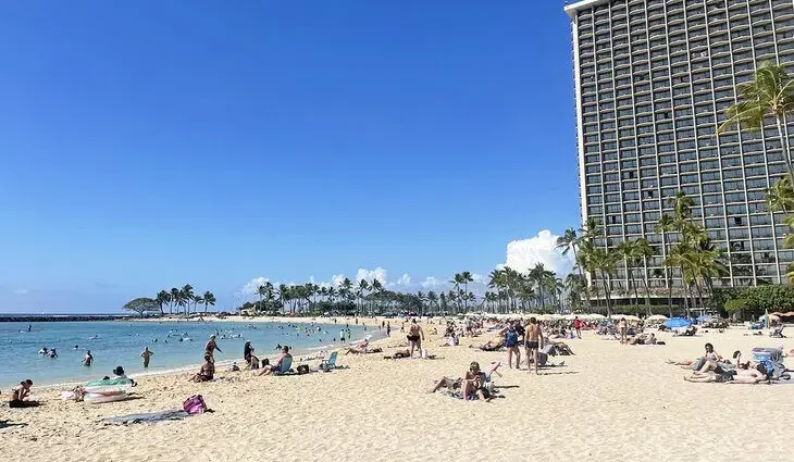 14 Top-Rated Beaches in the Honolulu Area