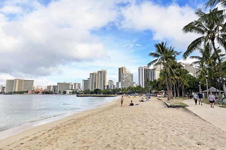 14 Top-Rated Beaches in the Honolulu Area