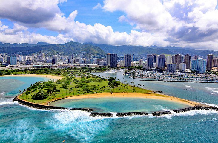 14 Top-Rated Beaches in the Honolulu Area