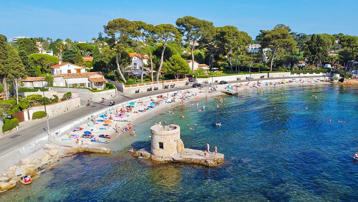 14 Top-Rated Beaches in the South of France