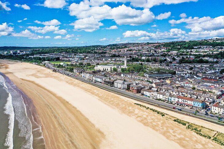 14 Top-Rated Beaches near Cardiff