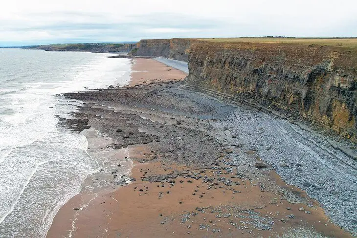 14 Top-Rated Beaches near Cardiff