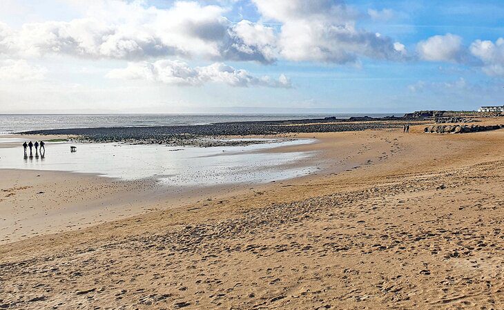 14 Top-Rated Beaches near Cardiff