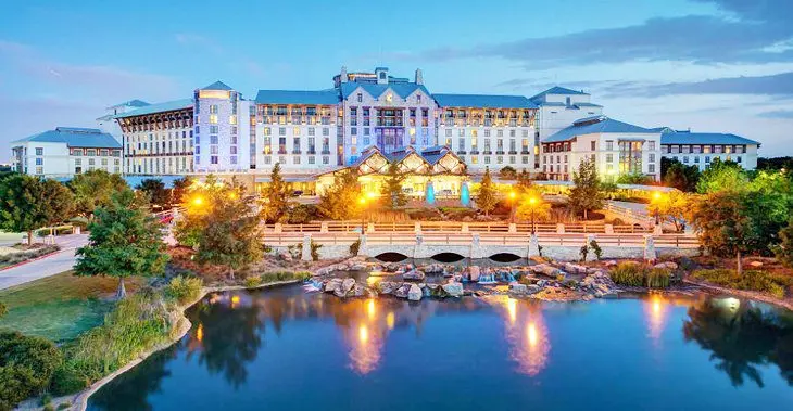 14 Top-Rated Family Resorts in Texas