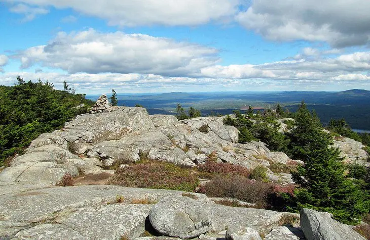 14 Top-Rated Hiking Trails in New Hampshire